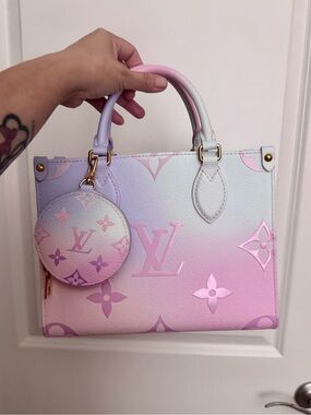 Louis Vuitton onthego pm Sunrise Pastel